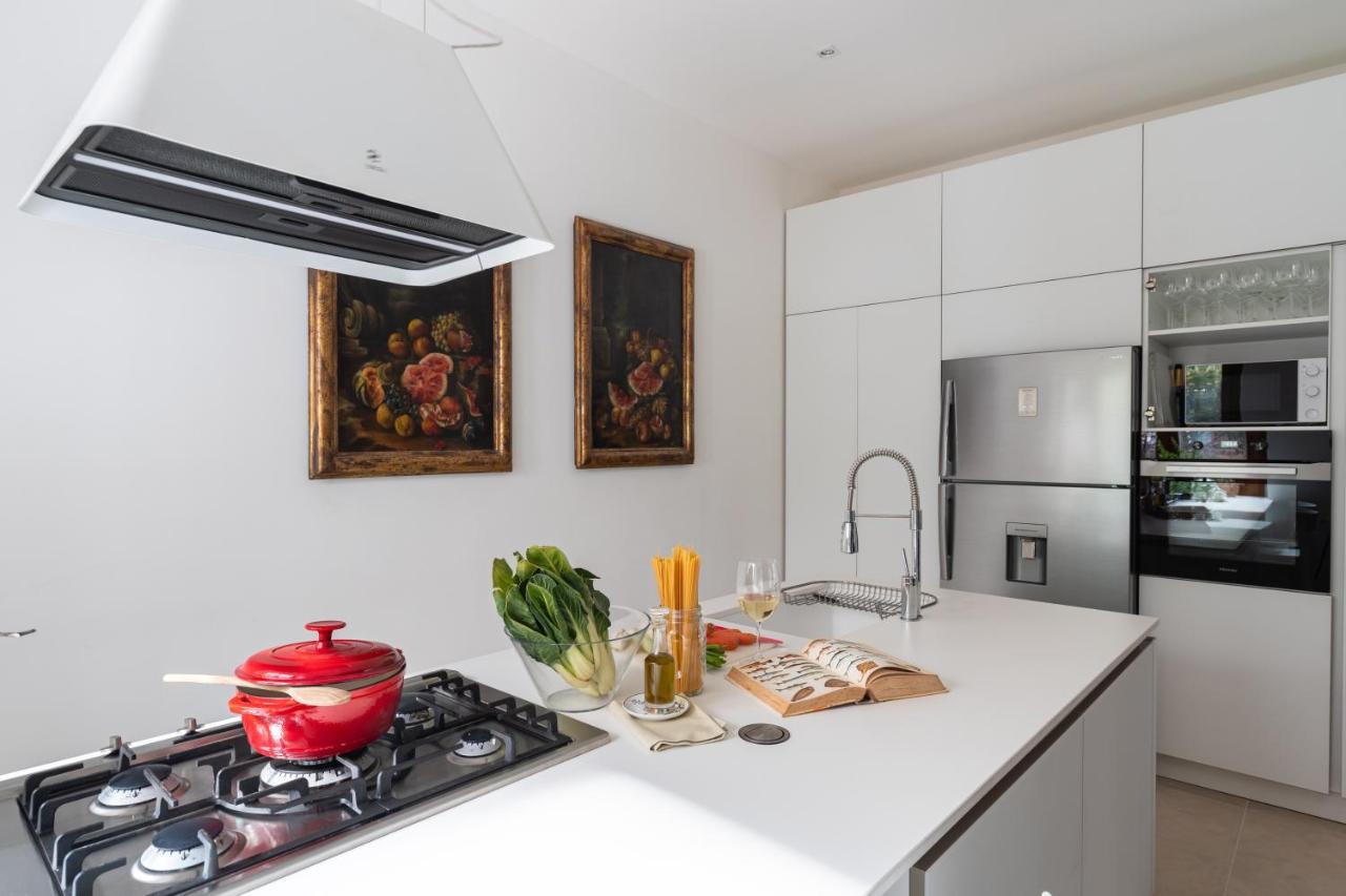 Domus Orestea Luxury Suites Palermo Luaran gambar